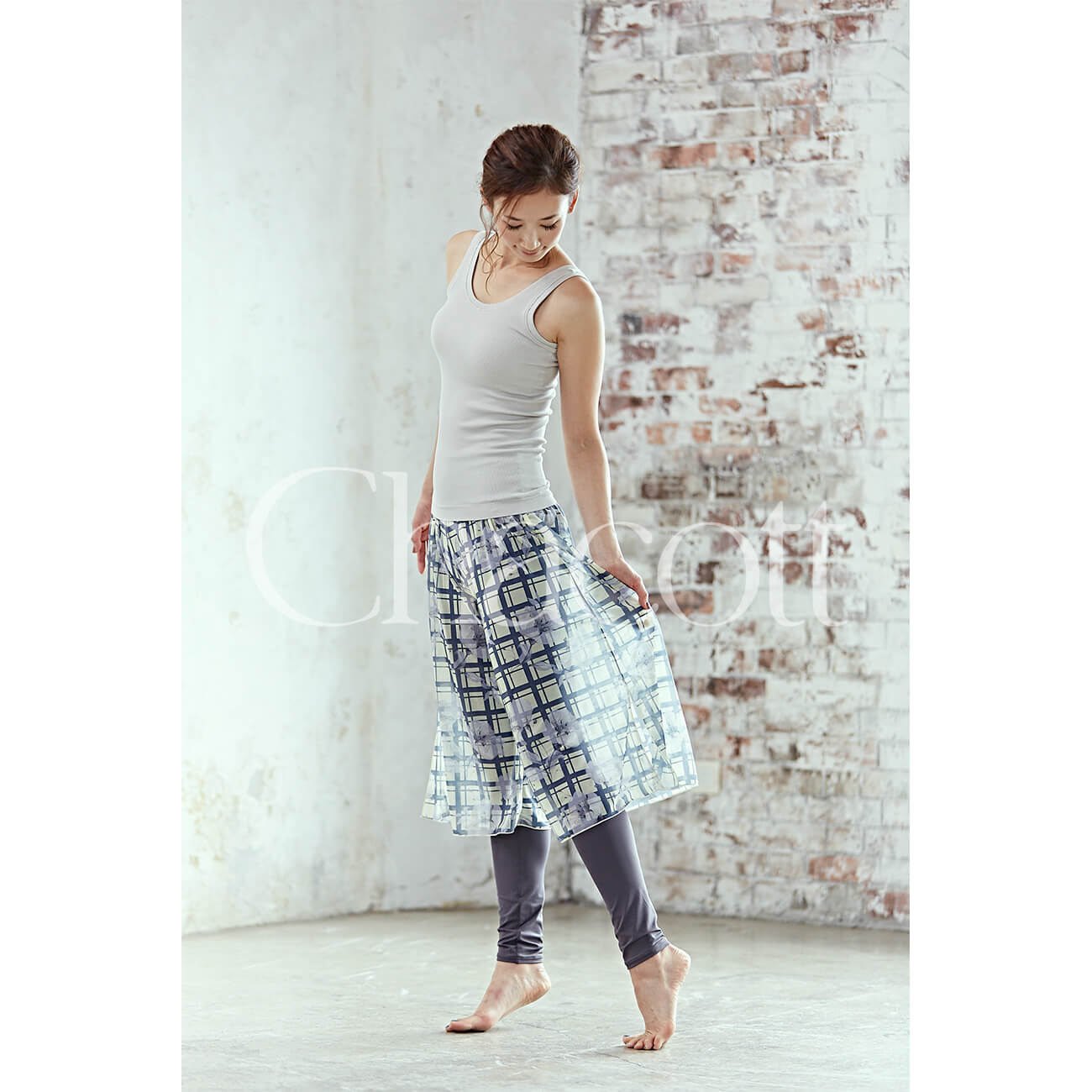 バレエ・ダンスでおなじみのチャコットのおしゃれなヨガウェアで最新コーディネートを楽しもう